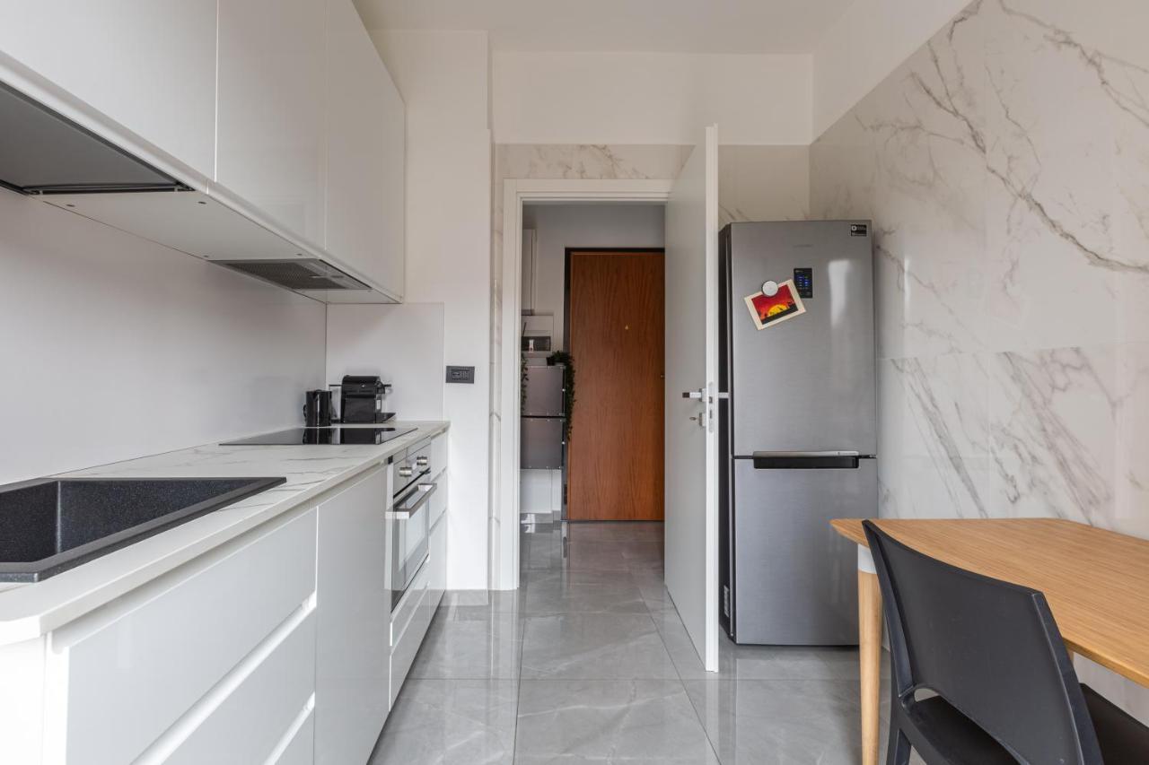 Bnbutler - Largo Promessi Sposi - Moderno E Confortevole Milan Luaran gambar